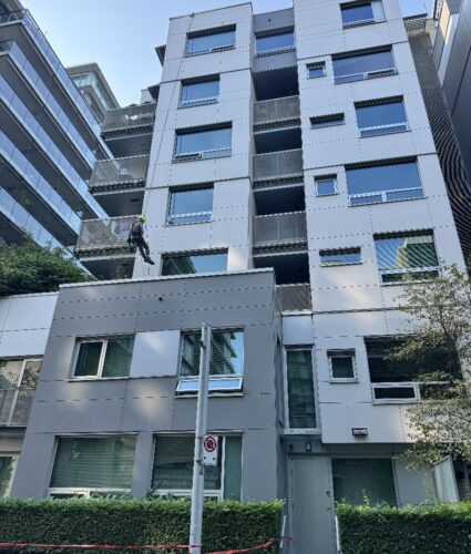 High-Rise Pressure Washing