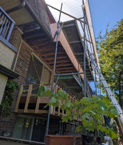 Rot Balcony Structural Repair in Vancouver